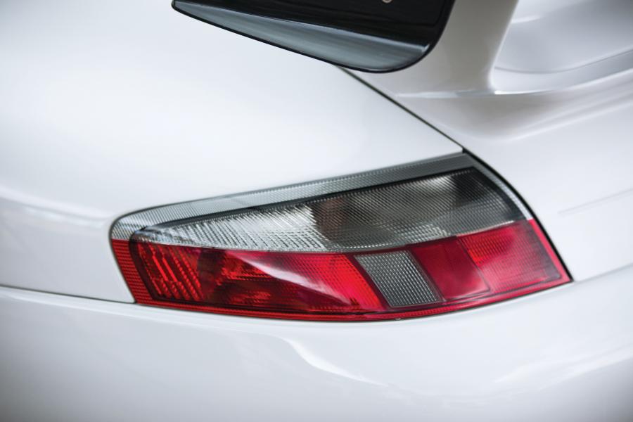 Детали экстерьера Porsche 911 GT3 RS (996) 2003 года  (WW) (фото 10 из 28)